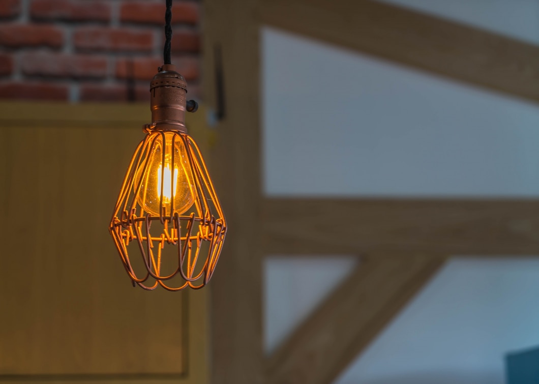Wprowadzenie do oświetlenia – jak wybrać odpowiednie lampy do wnętrz